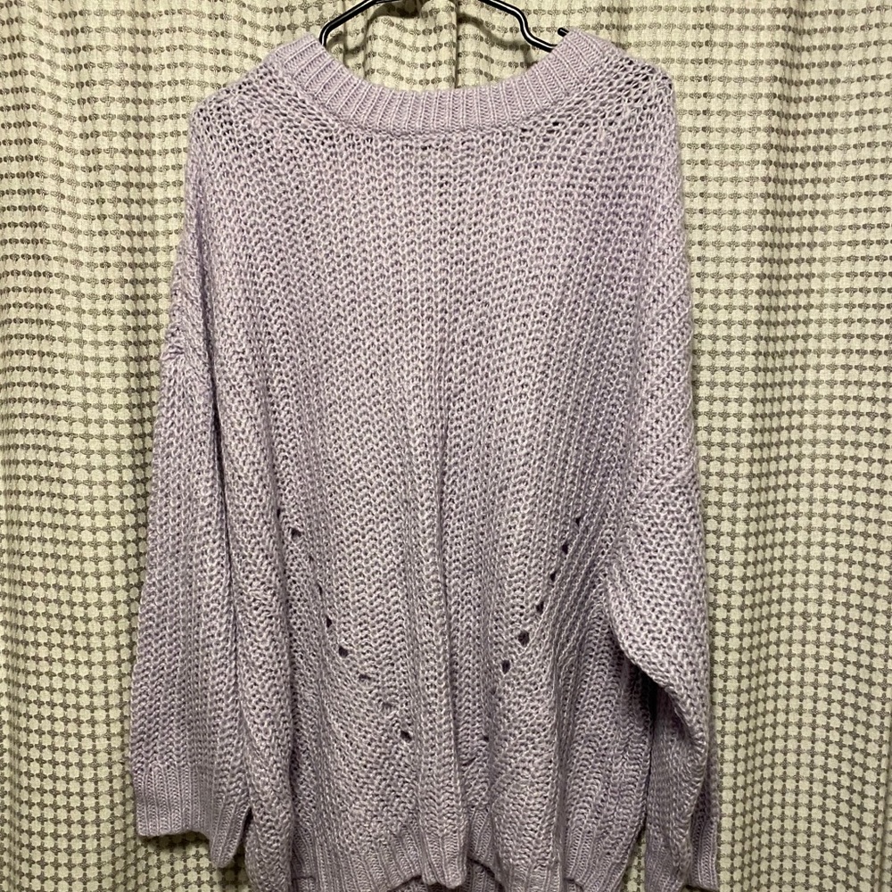 American Eagle Sweater